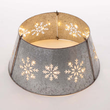 Load image into Gallery viewer, 21.65"D Snowflake Diecut Metal Tree Collar with Light String