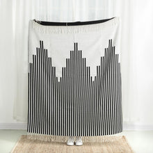 Load image into Gallery viewer, 60"L*50"W Woven Cotton Geometric Jacquard Throw, 600g