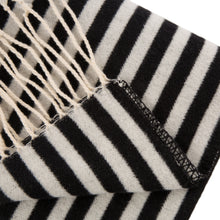 Load image into Gallery viewer, 60"L*50"W Woven Cotton Geometric Jacquard Throw, 600g