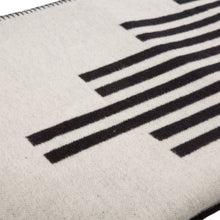 Load image into Gallery viewer, 60"L*50"W Woven Cotton Geometric Jacquard Throw, 600g