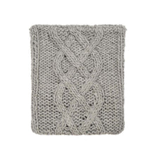 Load image into Gallery viewer, 18"L*18"W Gray Handmade Acrylic Cable Knit Pillow Cover