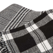 Load image into Gallery viewer, 60"L*50"W Acrylic Reversible Black/White Plaid Woven Throw 530g