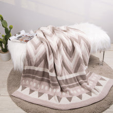 Load image into Gallery viewer, 60"L*50"W Knitted Polyester Geometric Pattern Feather Yarn Throw Blanket 1000g