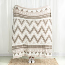 Load image into Gallery viewer, 60"L*50"W Knitted Polyester Geometric Pattern Feather Yarn Throw Blanket 1000g