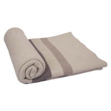 Load image into Gallery viewer, 60"L*50"W Knitted Polyester Geometric Pattern Feather Yarn Throw Blanket 1050g
