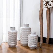 Load image into Gallery viewer, Farmhouse White Decorative Metal Vase, Set of 3