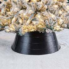 Load image into Gallery viewer, 26"D Black Hammered Metal Tree Collar